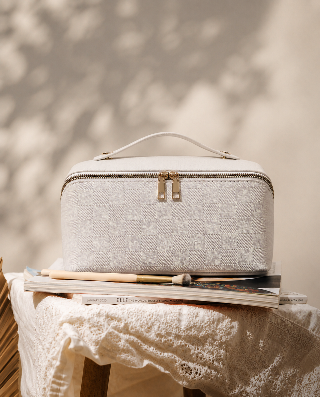 The HS™ Large Capacity Make-Up Bag